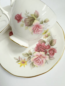 "Queen Anne" Teacup, saucer & Side Plate England