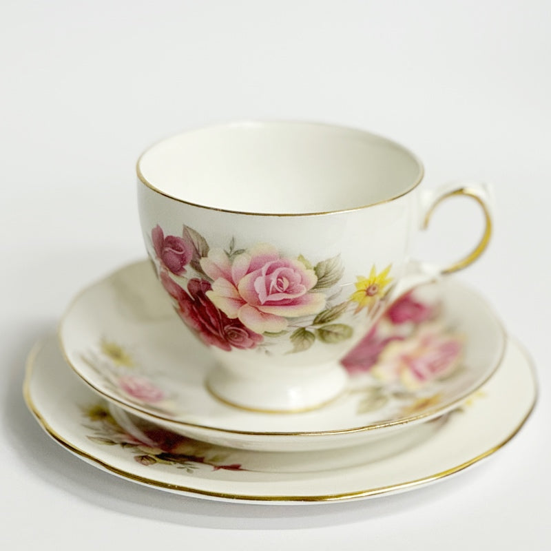 "Queen Anne" Teacup, saucer & Side Plate England