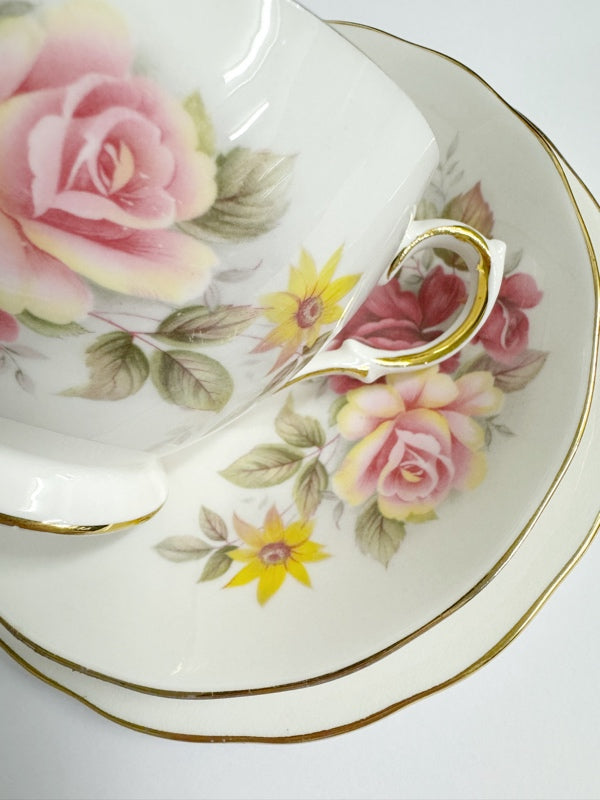 "Queen Anne" Teacup, saucer & Side Plate England