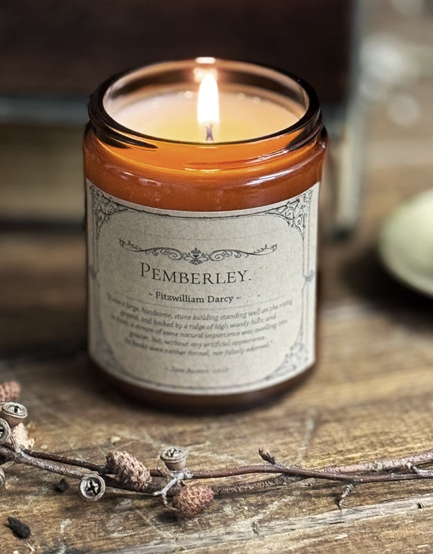 Bookish Candle “Pemberley”