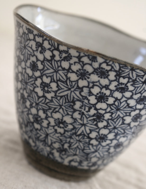 Japanese Teacup “Maple Blossom”