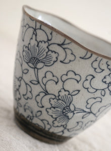Japanese Teacup “Kusa”