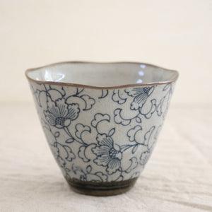 Japanese Teacup “Kusa”